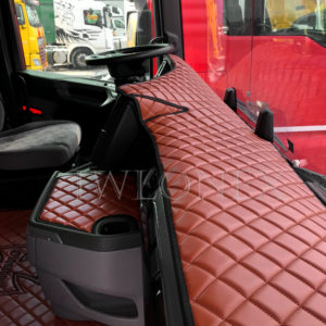 Armaturenbrett Abdeckung passend fuer SCANIA S u. R NEW IWLONEX 4 300x300 - Armaturenbrett-Abdeckung-passend-fuer-SCANIA-S-u.-R-NEW-IWLONEX