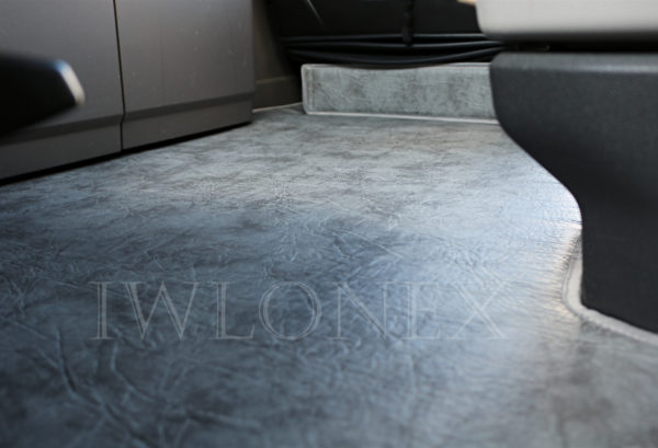 Fussmatten passend fuer SCANIA S interior IWLONEX 2 19 600x409 - 2 x Sitzsockelverkleidung passend für SCANIA S/R New Gen. - Marmor - deine Farben